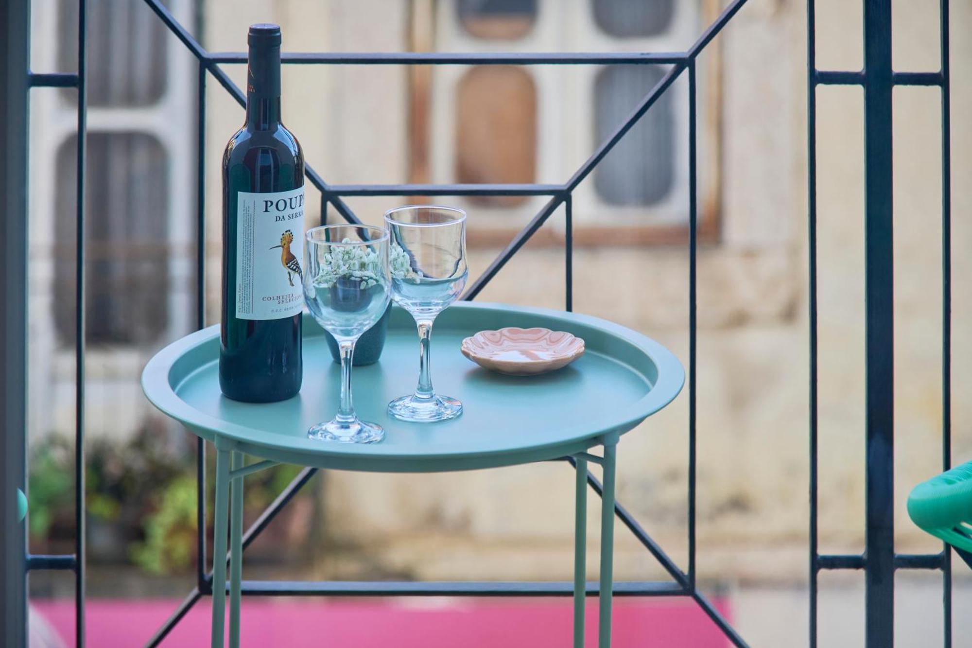 Charming Graca Flat W Balcony, By Timecooler * Lissabon