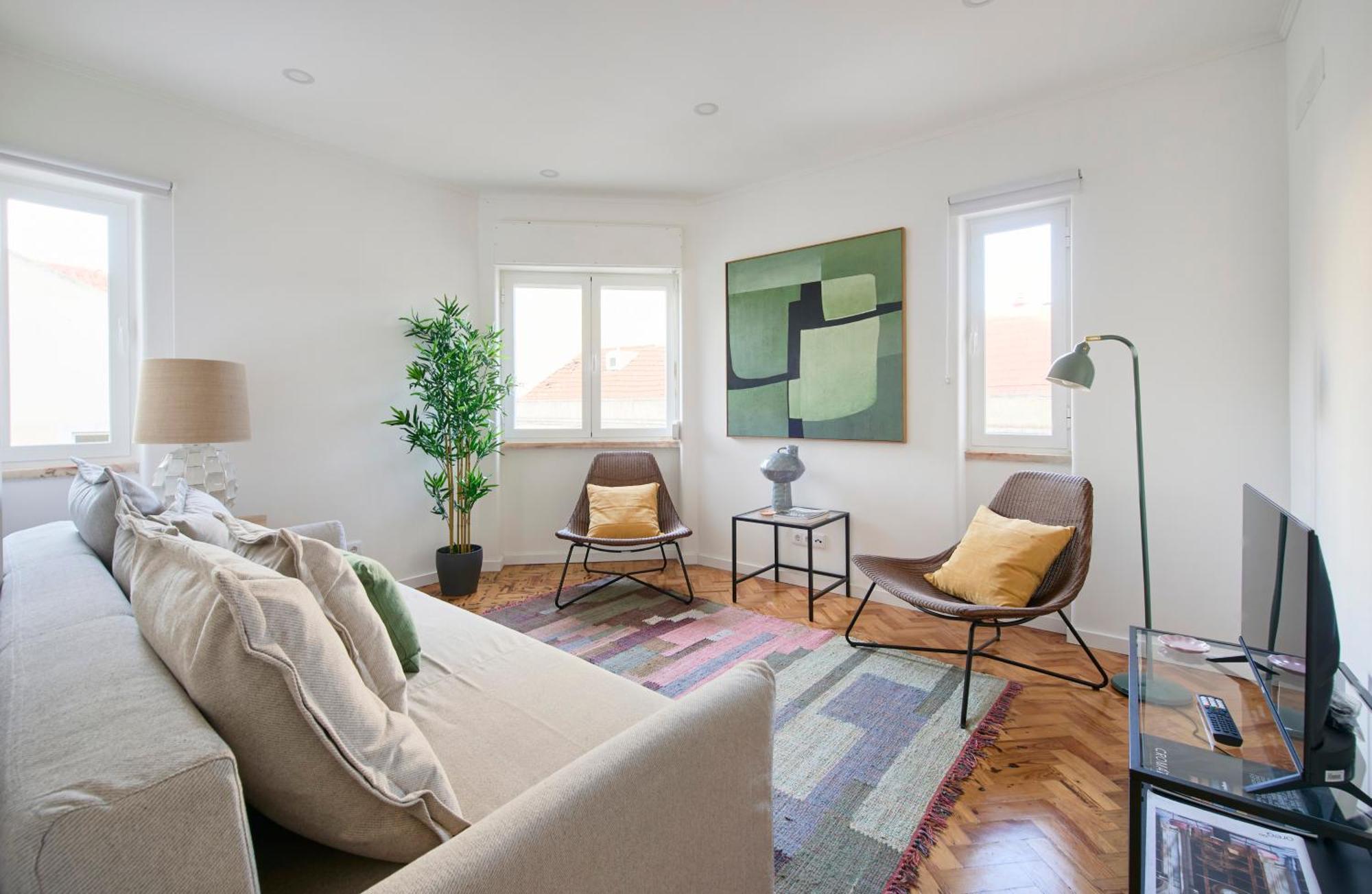 Charming Graca Flat W Balcony, By Timecooler Apartment